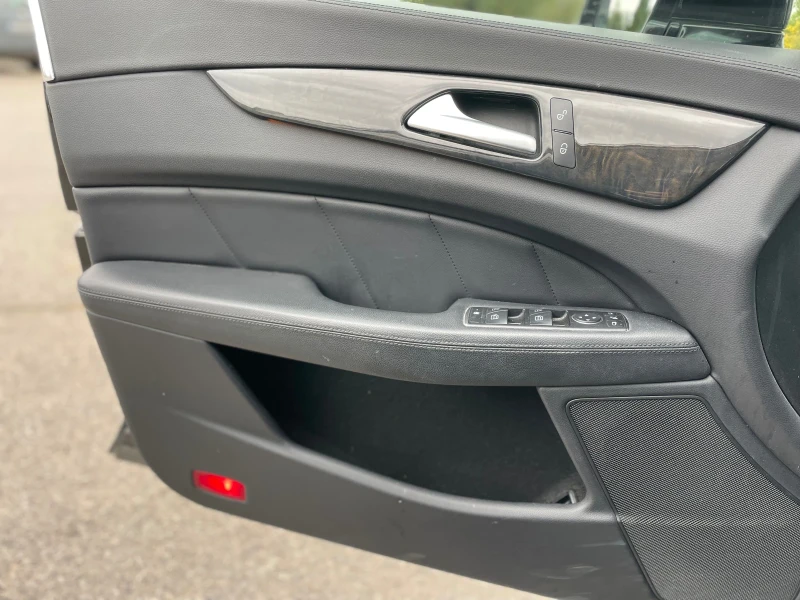 Mercedes-Benz CLS 350 🔝, снимка 11 - Автомобили и джипове - 52095870