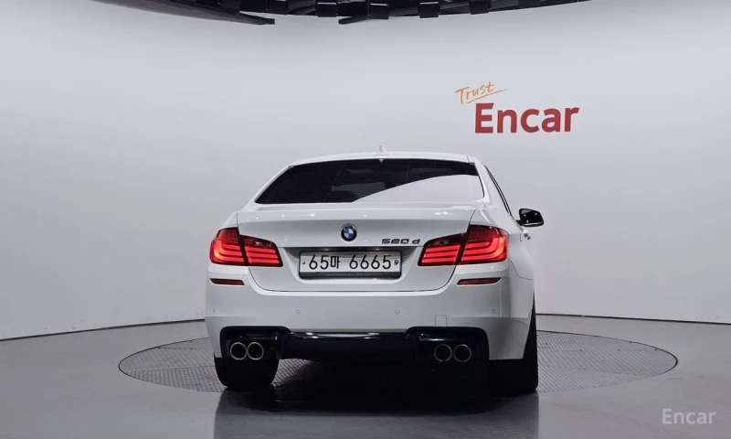 BMW 520, снимка 4 - Автомобили и джипове - 52807846
