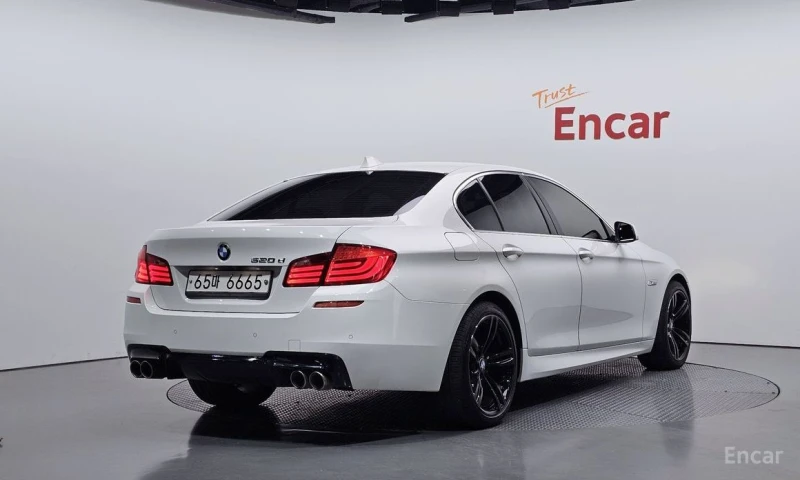 BMW 520, снимка 2 - Автомобили и джипове - 52807846