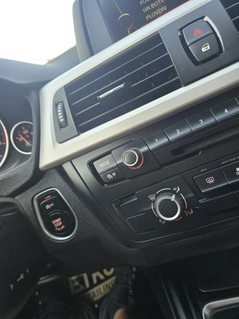 BMW 318 2.0D F31 АВТОМАТИК, снимка 13 - Автомобили и джипове - 52887097