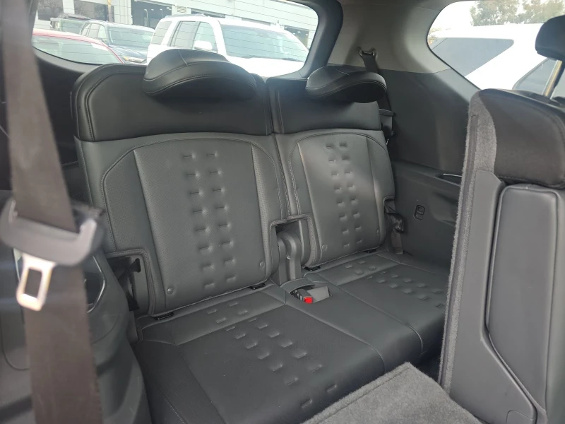 Kia EV9 Wind | AWD | ШИБЕДАХ | 7 МЕСТА | , снимка 14 - Автомобили и джипове - 53355571