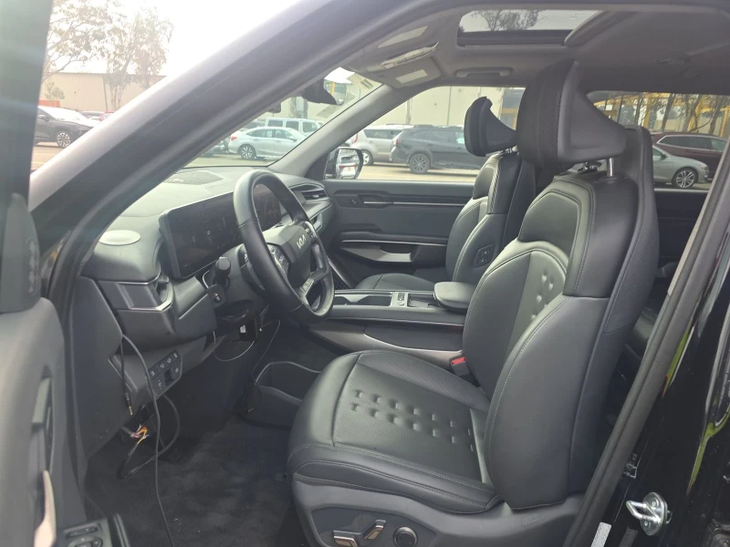 Kia EV9 Wind | AWD | ШИБЕДАХ | 7 МЕСТА | , снимка 7 - Автомобили и джипове - 53355571