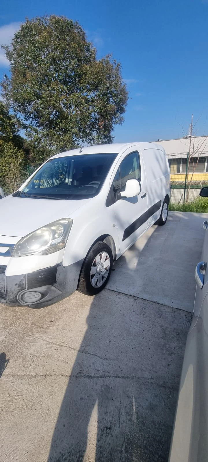 Citroen Berlingo 1.6D AУНИКАТ, снимка 1 - Автомобили и джипове - 49583428