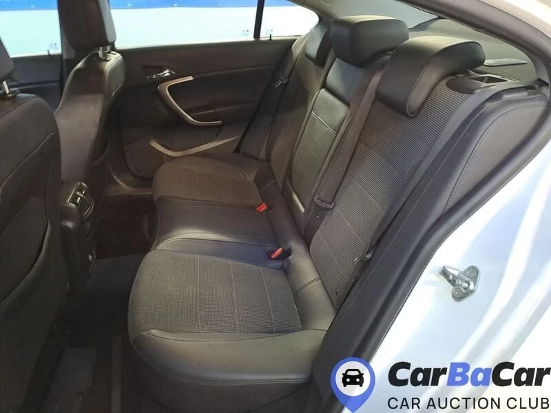 Opel Insignia Очакван внос! 2.0 CDTI, снимка 13 - Автомобили и джипове - 53236880