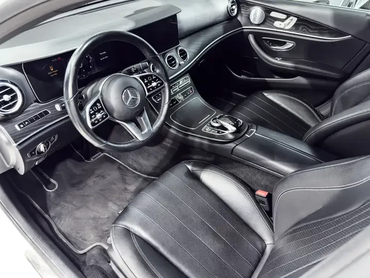 Mercedes-Benz E 300 BURMESTER| MEMORY| LANE ASSIST| , снимка 8 - Автомобили и джипове - 55219582