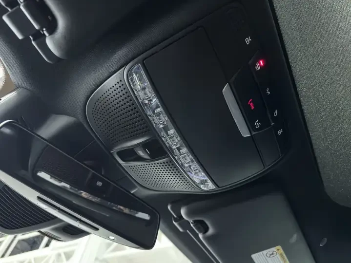Mercedes-Benz E 300 BURMESTER| MEMORY| LANE ASSIST| , снимка 15 - Автомобили и джипове - 55219582