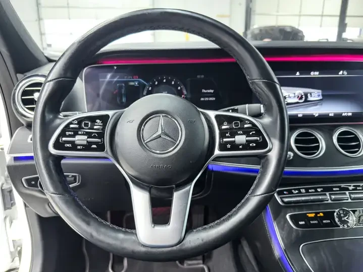 Mercedes-Benz E 300 BURMESTER| MEMORY| LANE ASSIST| , снимка 9 - Автомобили и джипове - 55219582