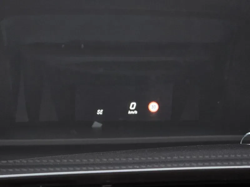 Mercedes-Benz E 220 4Matic Avantgarde - САМО 30% АВАНС, снимка 15 - Автомобили и джипове - 55926909