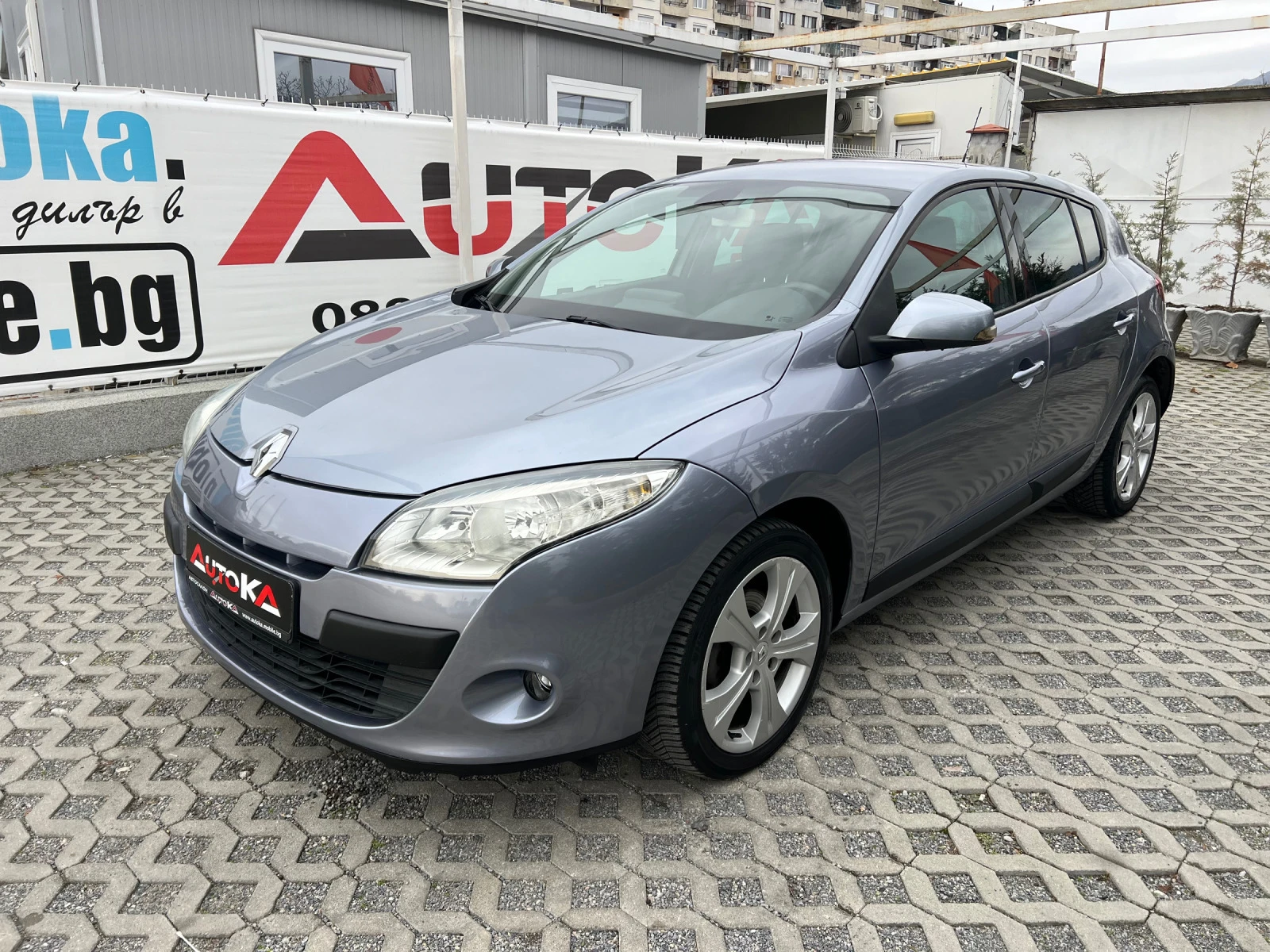 Renault Megane 1.6i-110кс= 6СКОРОСТИ= НАВИГАЦИЯ= АВТОПИЛОТ= ПАРКТ - изображение 6