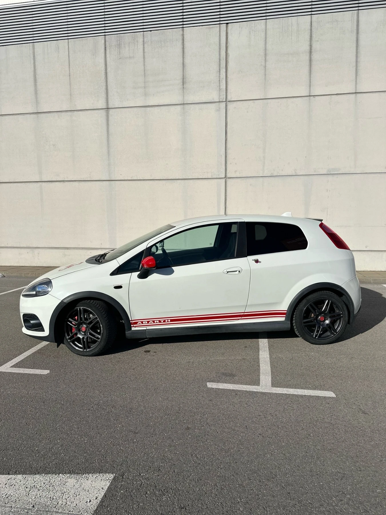 Fiat Punto 1.4 TURBO ABARTH - изображение 5