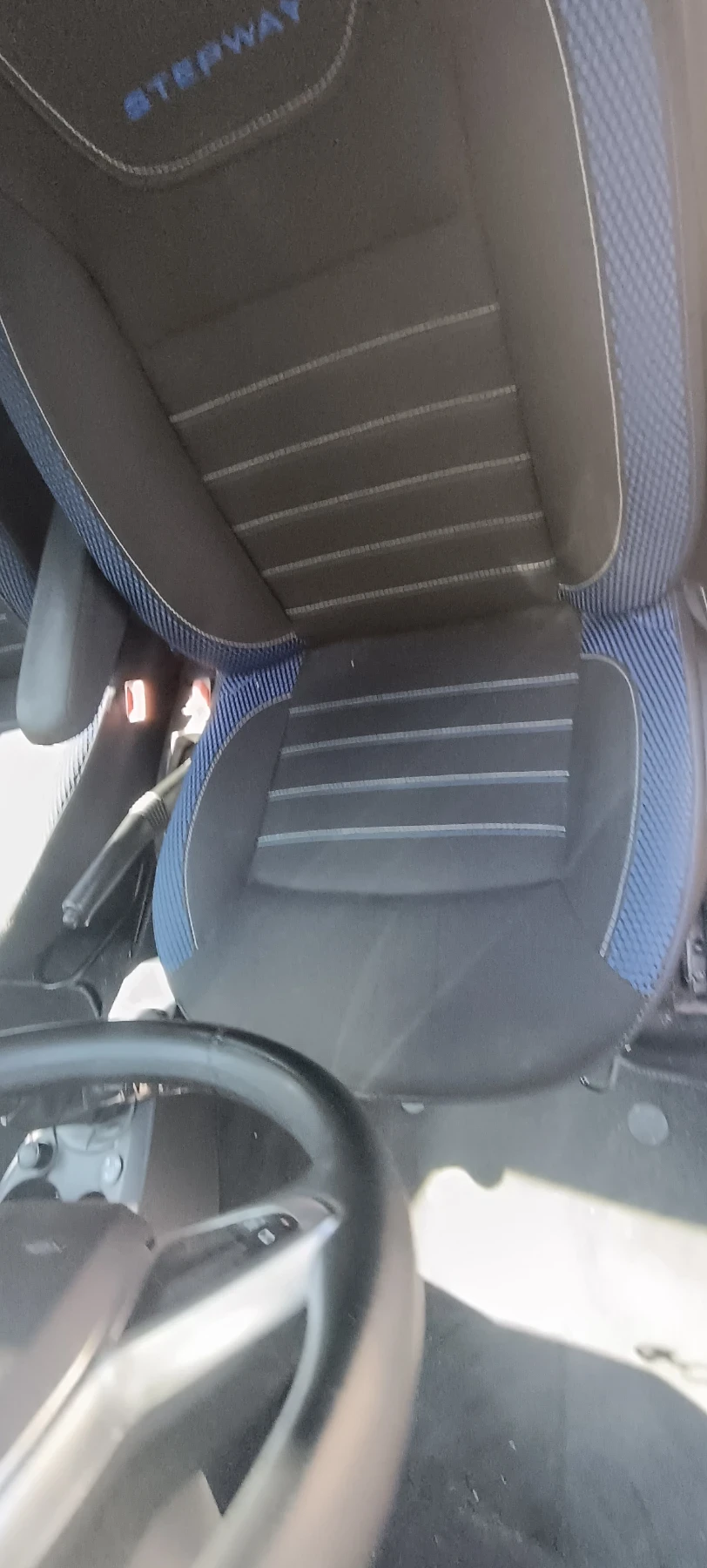 Dacia Sandero Stepwei  - изображение 8