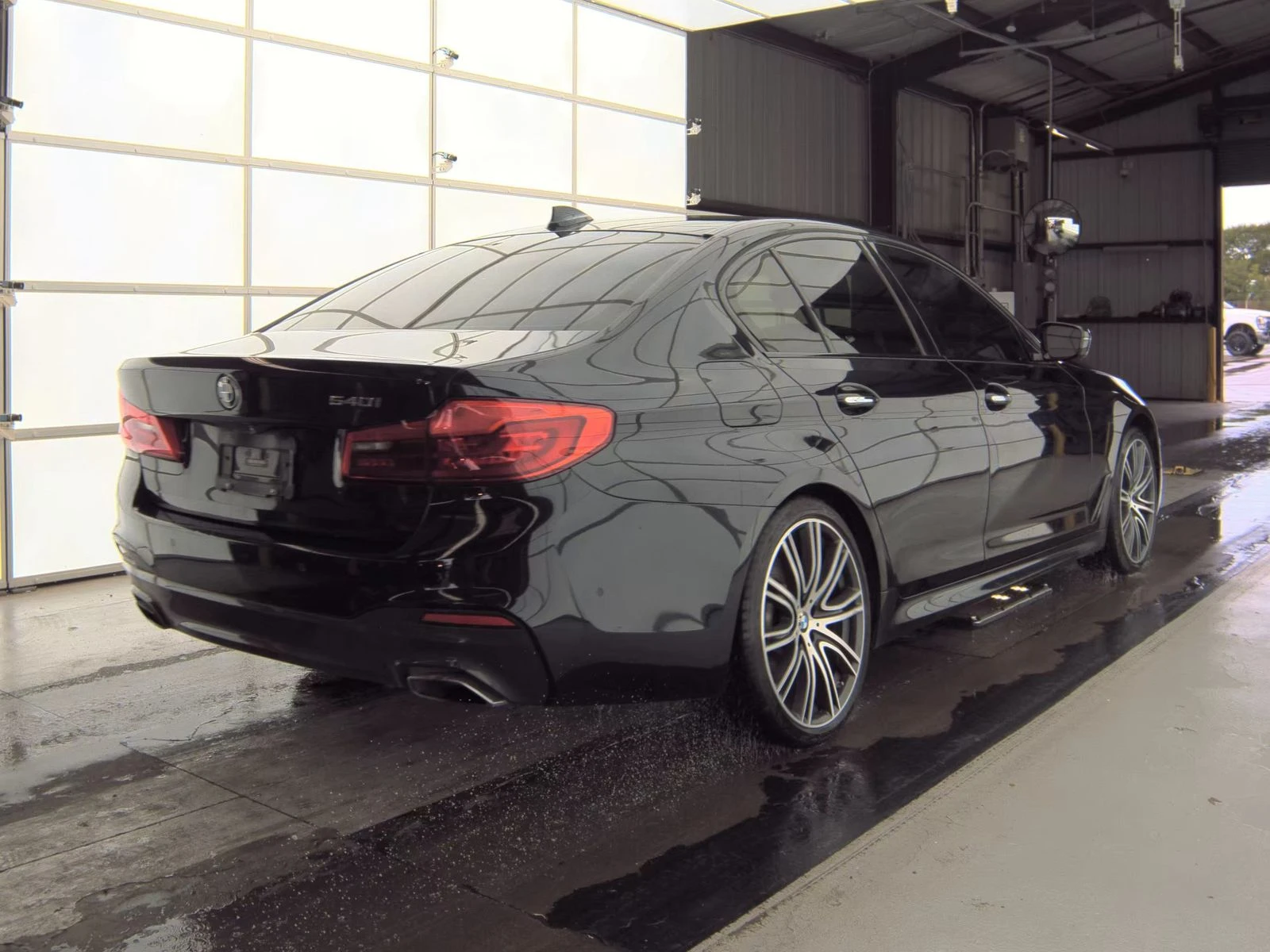 BMW 540 M-PACK* HEADUP* 360* HARMAN* SENSATEC* SHODOWLINE* - изображение 5
