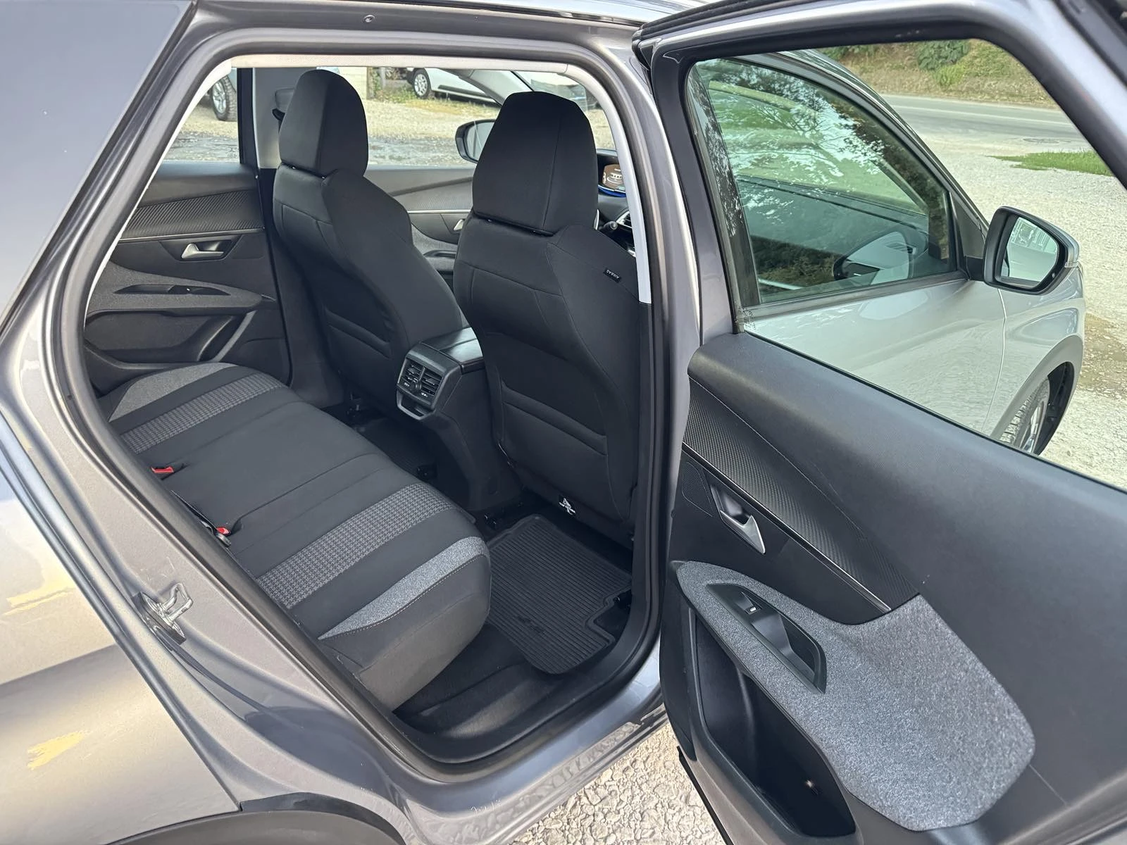 Peugeot 3008 1.6HDI* Navi* AVTOMAT* EVRO6 | Mobile.bg   12