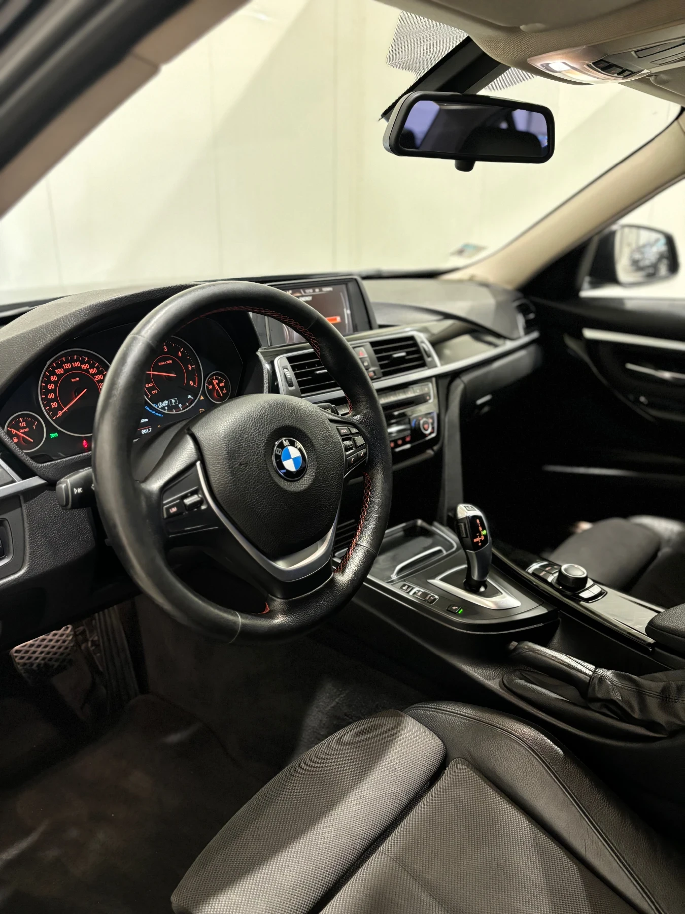 BMW 320 XDRIVE / 136.000 KM / 8     | Mobile.bg   11