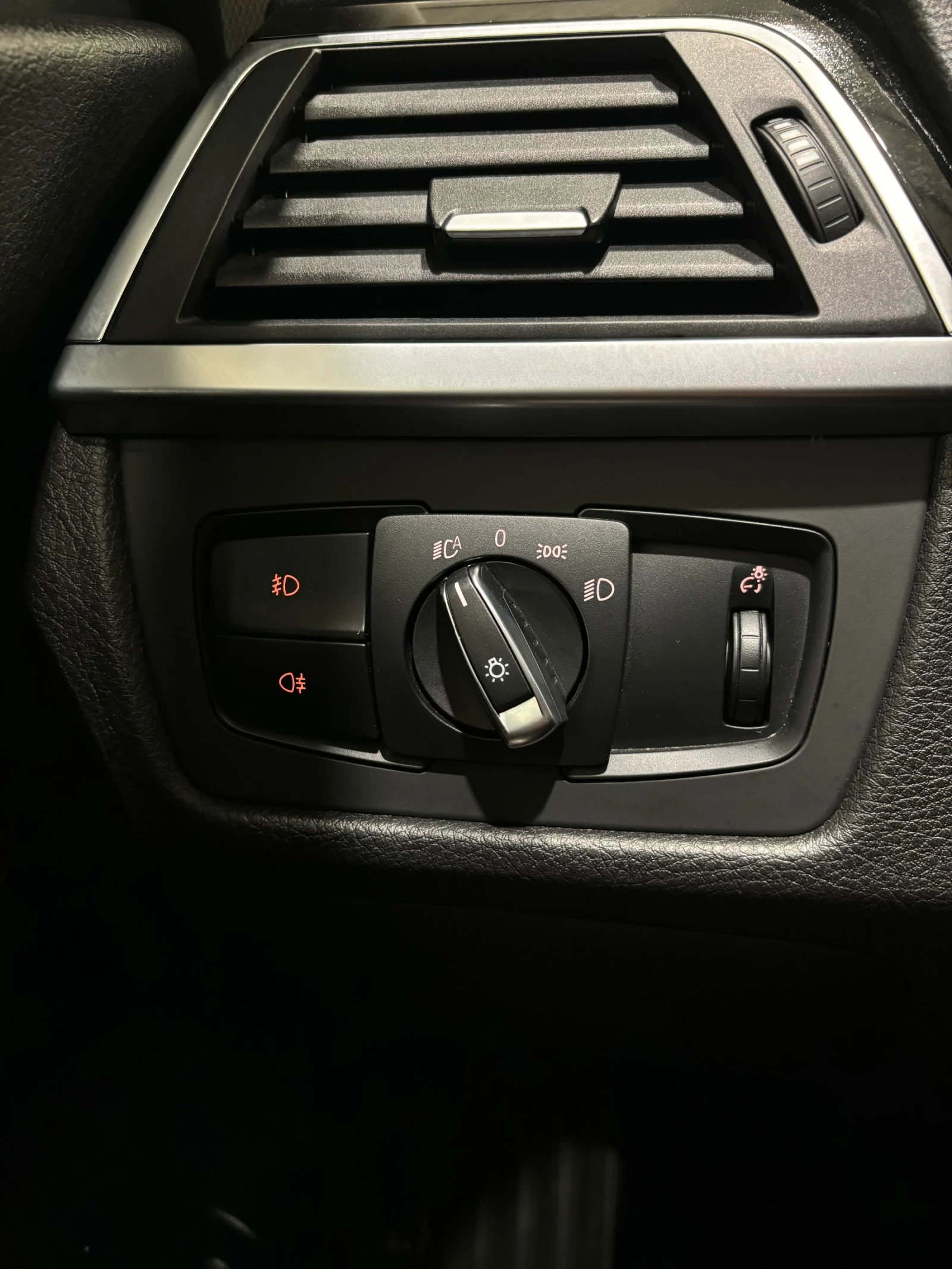 BMW 320 XDRIVE / 136.000 KM / 8     | Mobile.bg   15