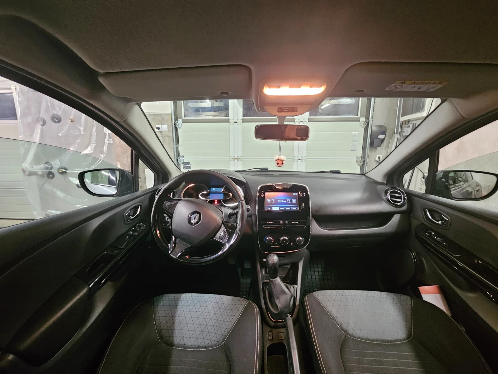 Renault Clio  - изображение 7