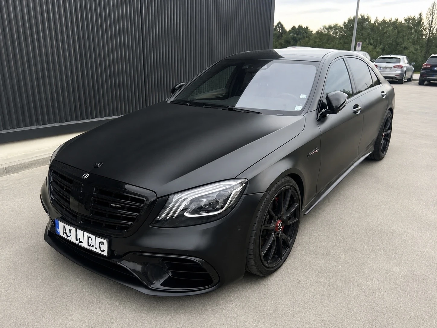 Mercedes-Benz S 500 FACE/AMG 6.3 L/4M/360/DISTR/ВАКУМ/PANO/3TV/FUL/GER, снимка 3 - Автомобили и джипове - 53117145