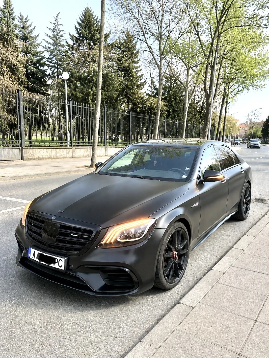 Mercedes-Benz S 500 FACE/AMG 6.3 L/4M/360/DISTR/ВАКУМ/PANO/3TV/FUL/GER