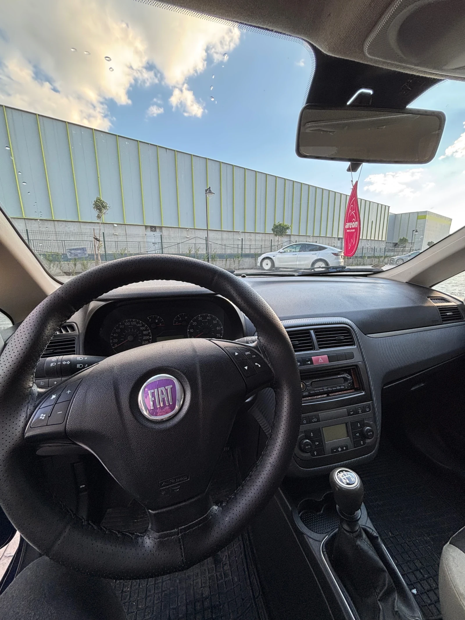 Fiat Punto Газ/бензин/обслужена, снимка 8 - Автомобили и джипове - 53767744