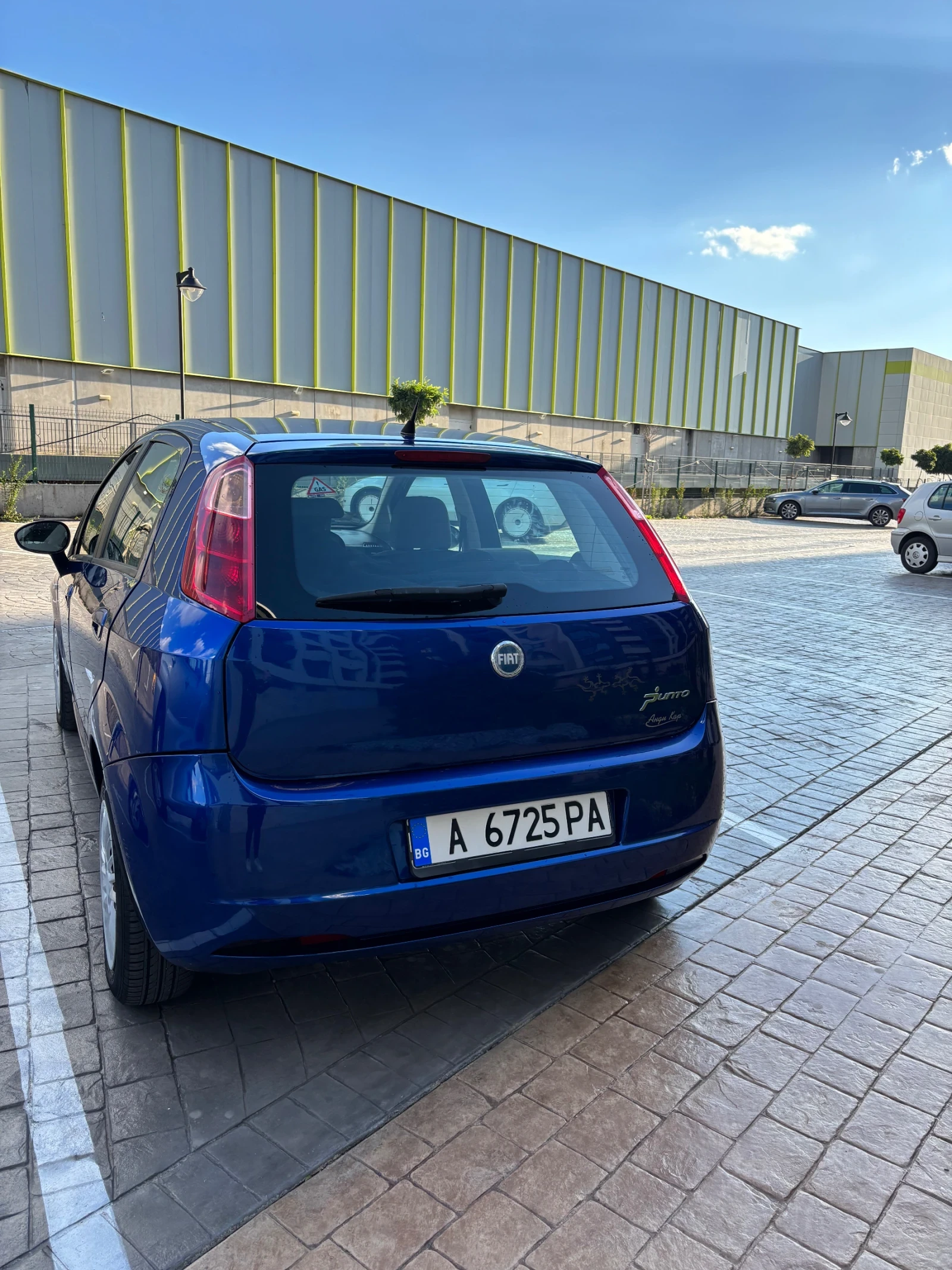 Fiat Punto Газ/бензин/обслужена, снимка 4 - Автомобили и джипове - 53767744