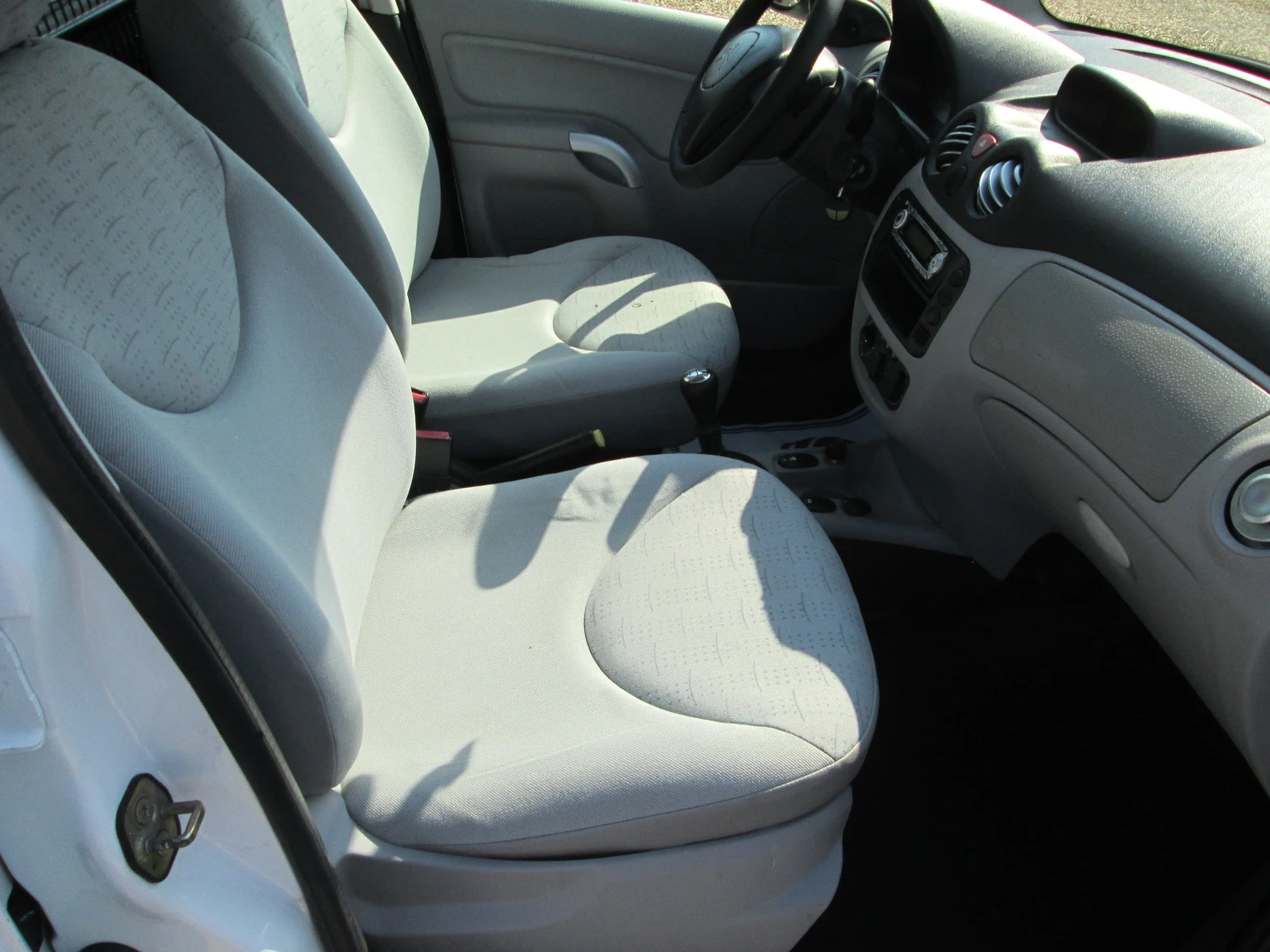 Citroen C3 1.4HDI КЛИМАТИК, снимка 16 - Автомобили и джипове - 54386686