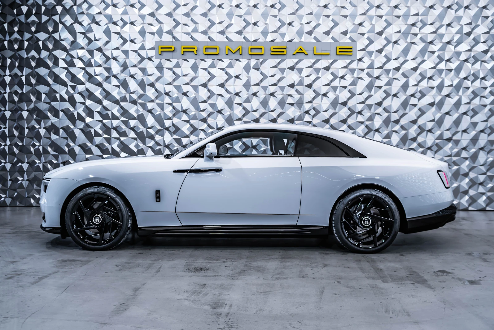 Rolls-Royce Spectre Black Badge, снимка 3 - Автомобили и джипове - 54452202