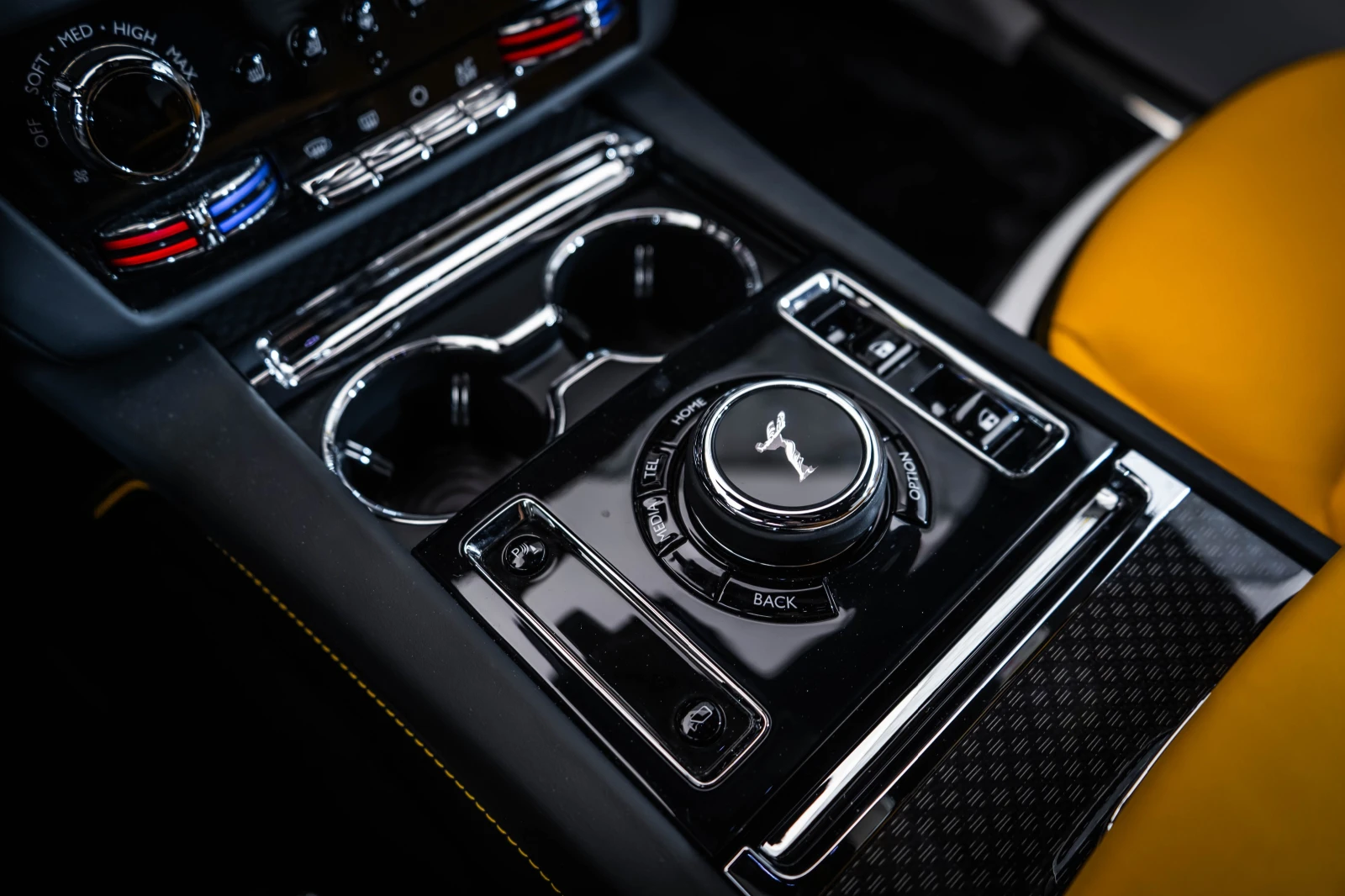 Rolls-Royce Spectre Black Badge, снимка 8 - Автомобили и джипове - 54452202