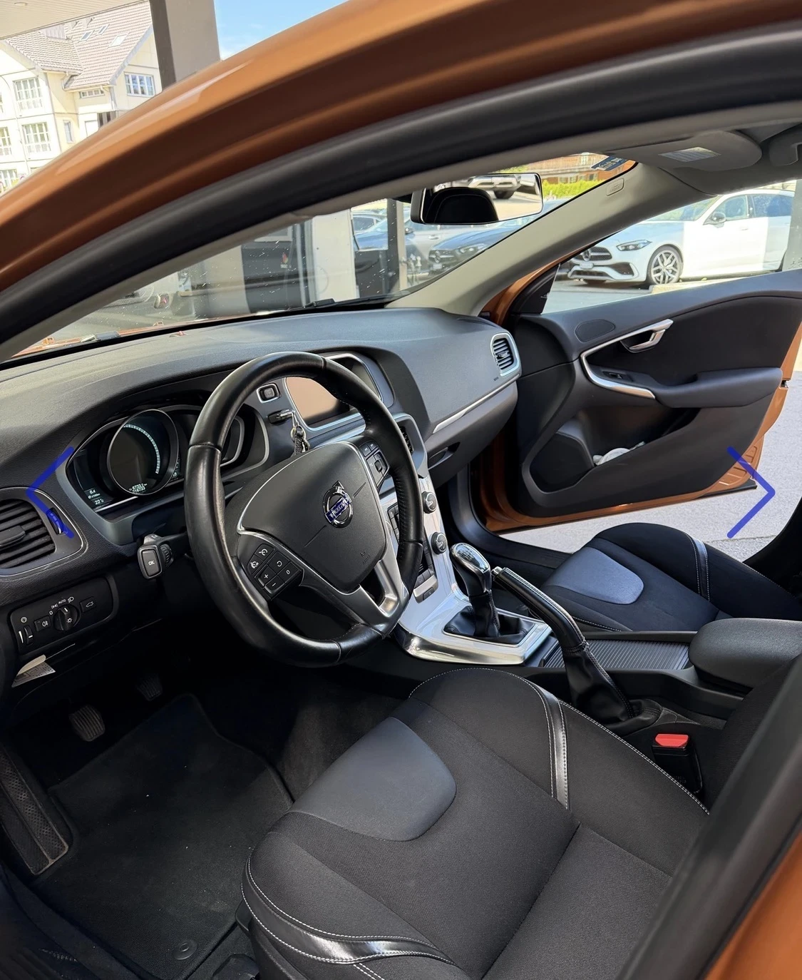 Volvo V40 Очакван внос!!!, снимка 6 - Автомобили и джипове - 54627305