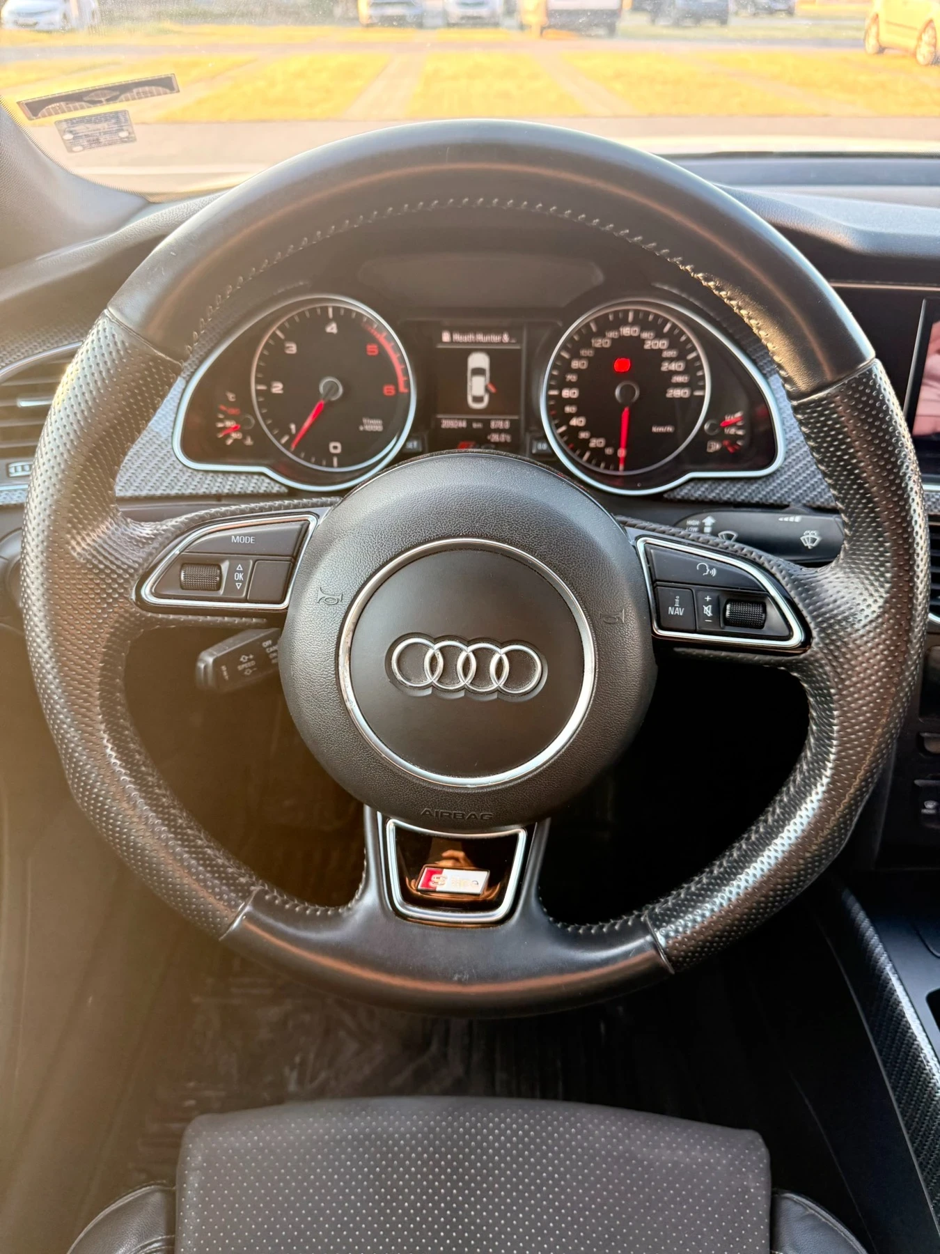 Audi A5 2.0 TDI, снимка 7 - Автомобили и джипове - 54699362