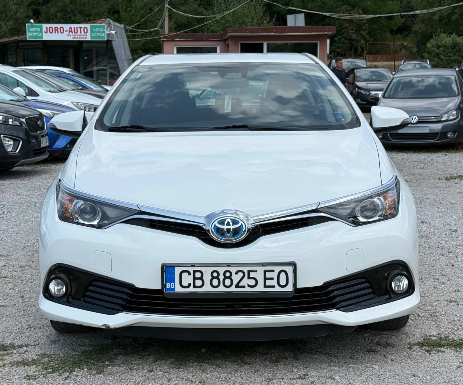 Toyota Auris 1.8HYBRID* 100кс* FACELIFT* Камера* Нави* , снимка 2 - Автомобили и джипове - 55781819