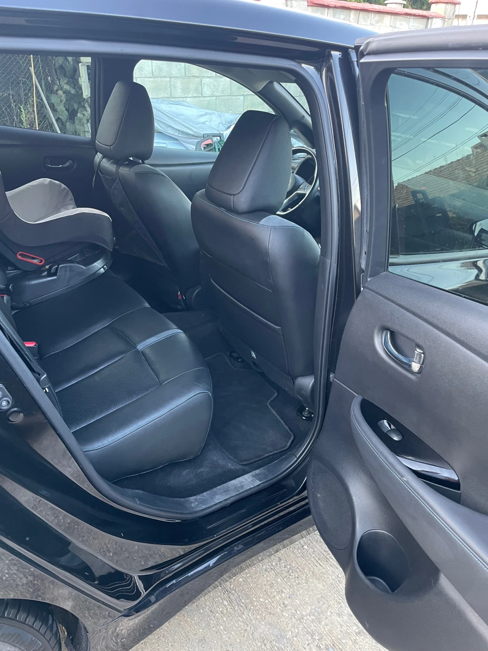 Nissan Leaf  Tekna, снимка 12 - Автомобили и джипове - 55885570