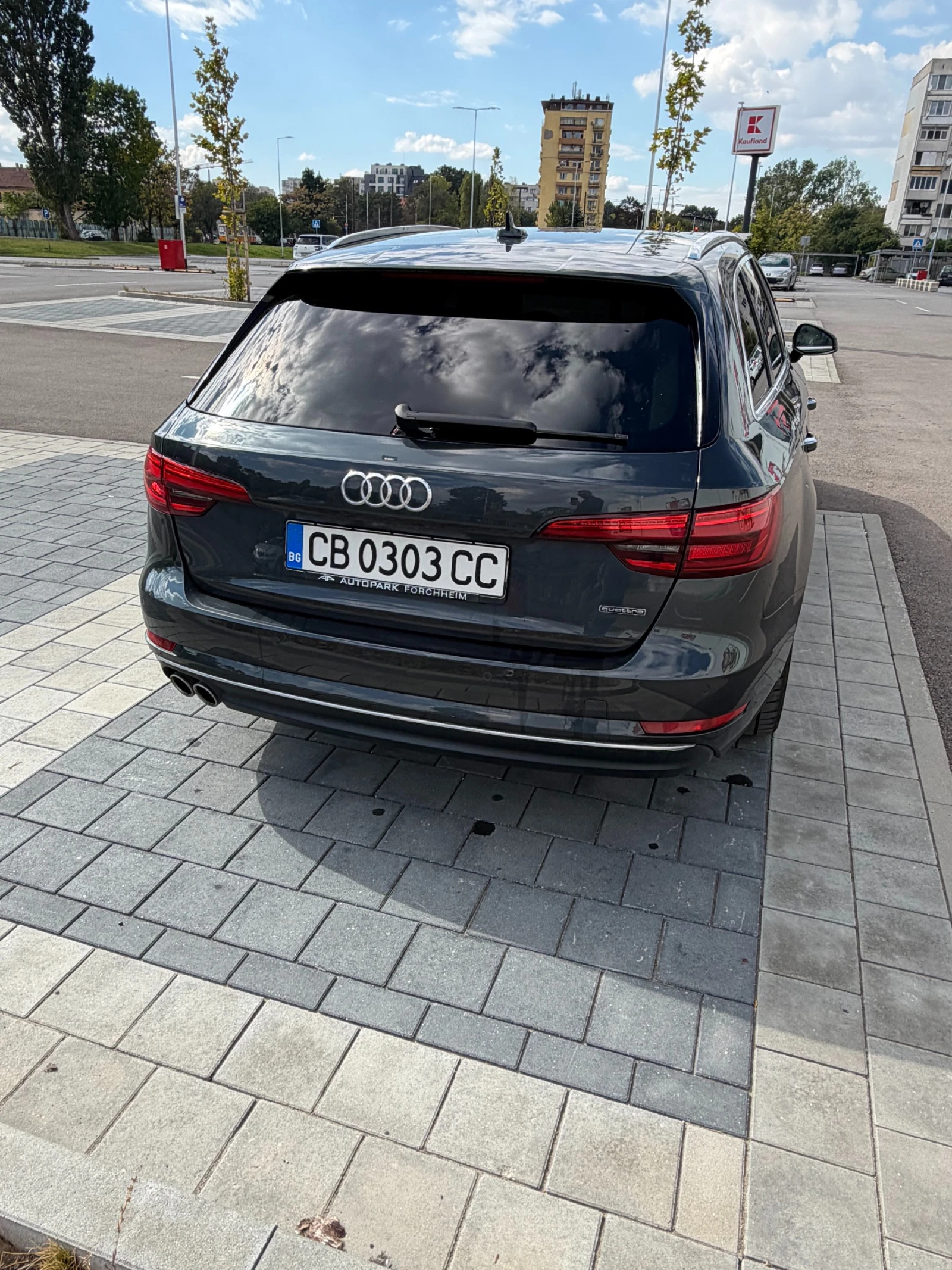 Audi A4 2.0 TDI , S line, Quattro, 190 к.с., снимка 3 - Автомобили и джипове - 56199376