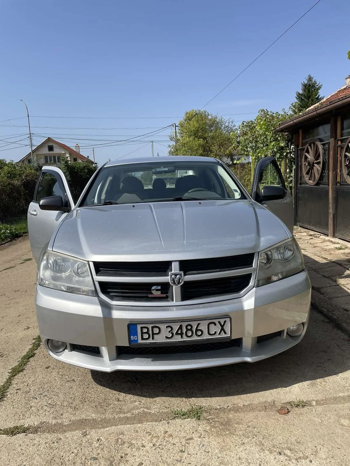 Dodge Avenger, снимка 3 - Автомобили и джипове - 56409904