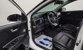 Kia Stonic Diesel 1.6 Prestige * НАЙ-ДОБРА ЦЕНА В БЪЛГАРИЯ* , снимка 10