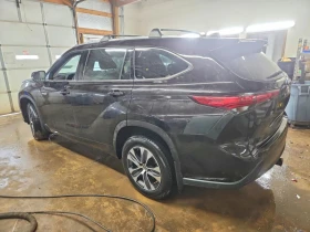Toyota Highlander HYBRID XLE 4x4, снимка 3