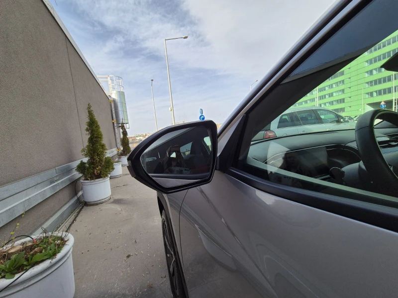 Hyundai Tucson, снимка 12 - Автомобили и джипове - 52386433