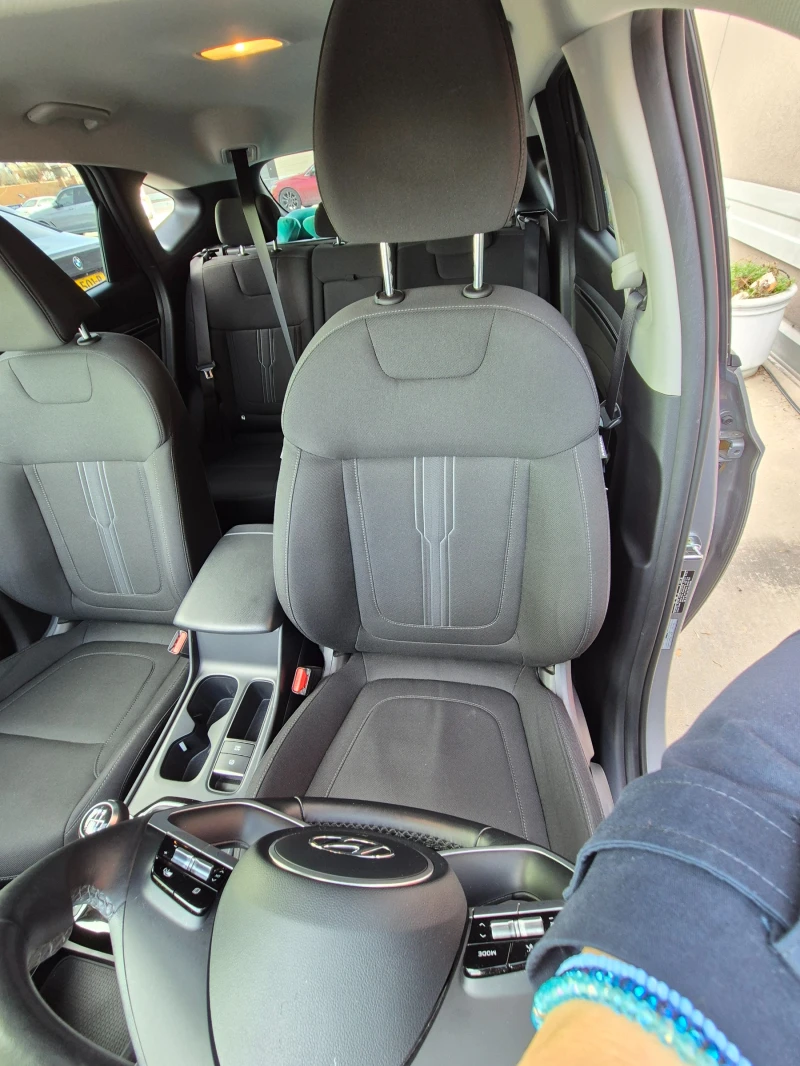 Hyundai Tucson, снимка 9 - Автомобили и джипове - 52386433