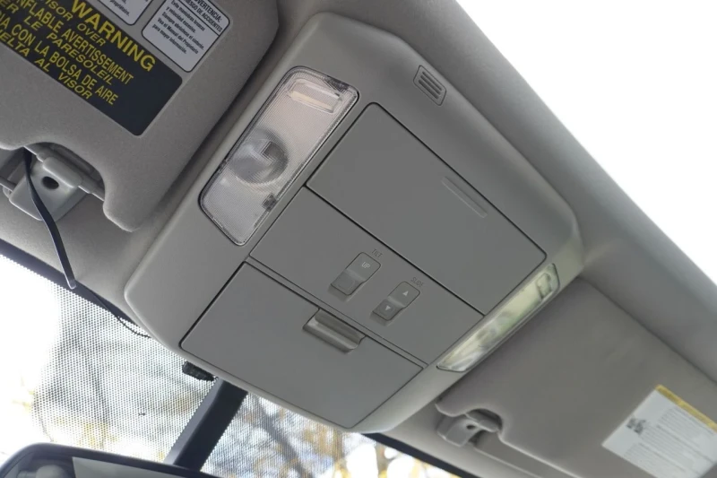 Toyota Sequoia, снимка 7 - Автомобили и джипове - 52644373