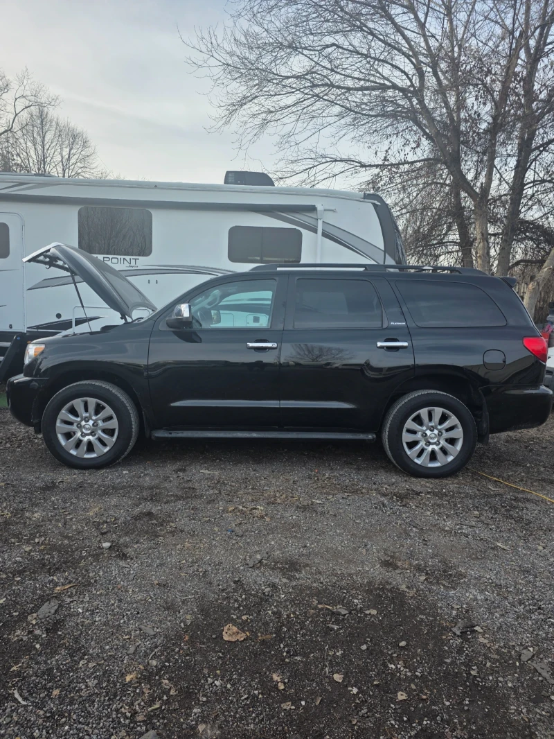 Toyota Sequoia, снимка 14 - Автомобили и джипове - 52644373
