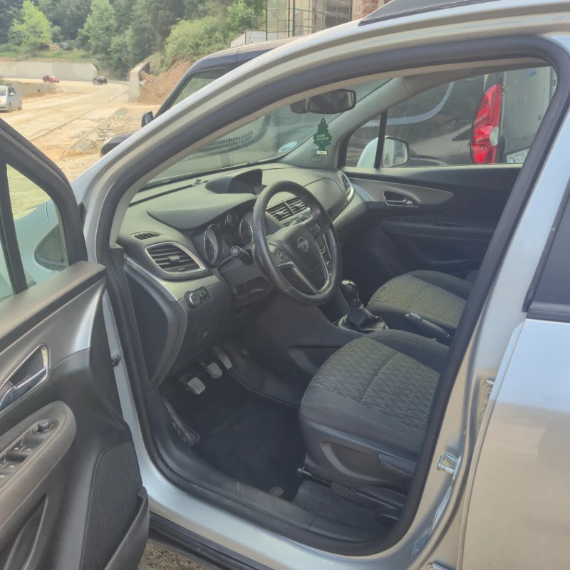 Opel Mokka 1.7 CDTI, снимка 6 - Автомобили и джипове - 53398051