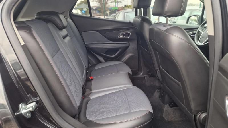 Opel Mokka 1.4i Innovation , снимка 14 - Автомобили и джипове - 53399088