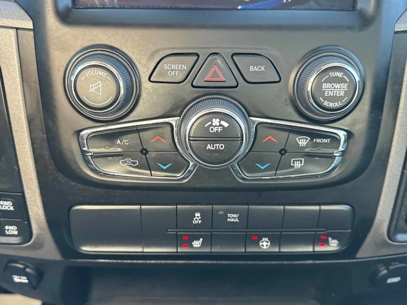 Dodge RAM 1500 2022 * Tradesman * ПОДГРЕВ НА ВОЛАНА И СЕДАЛКИТЕ, снимка 13 - Автомобили и джипове - 53418530