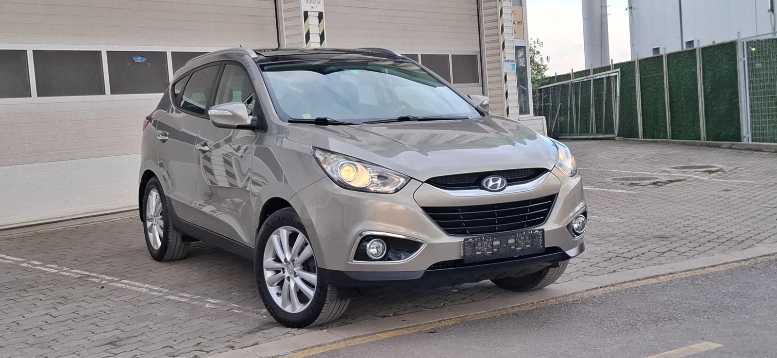 Hyundai IX35 2.0 4wd 163kc Панорама Климатроник !!Кожен салон!!, снимка 1