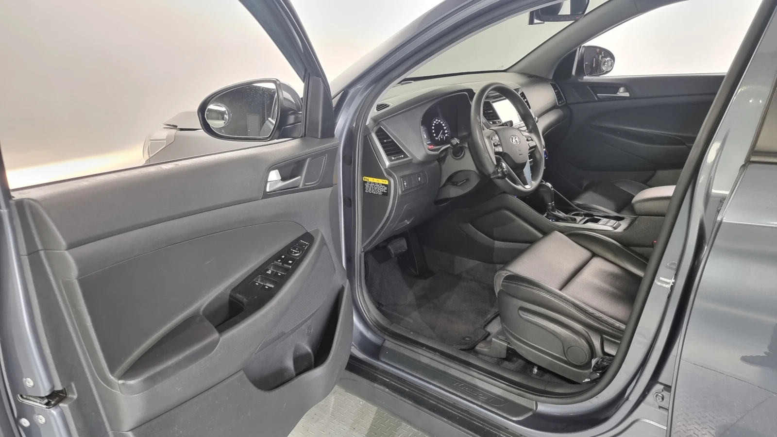 Hyundai Tucson 2.0 2WD STYLE | Mobile.bg   11