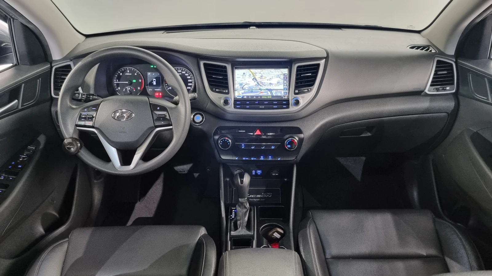 Hyundai Tucson 2.0 2WD STYLE - изображение 7