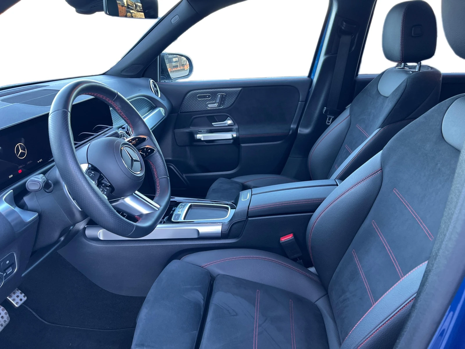 Mercedes-Benz GLB 220 4MATIC 6+ 1 - изображение 8