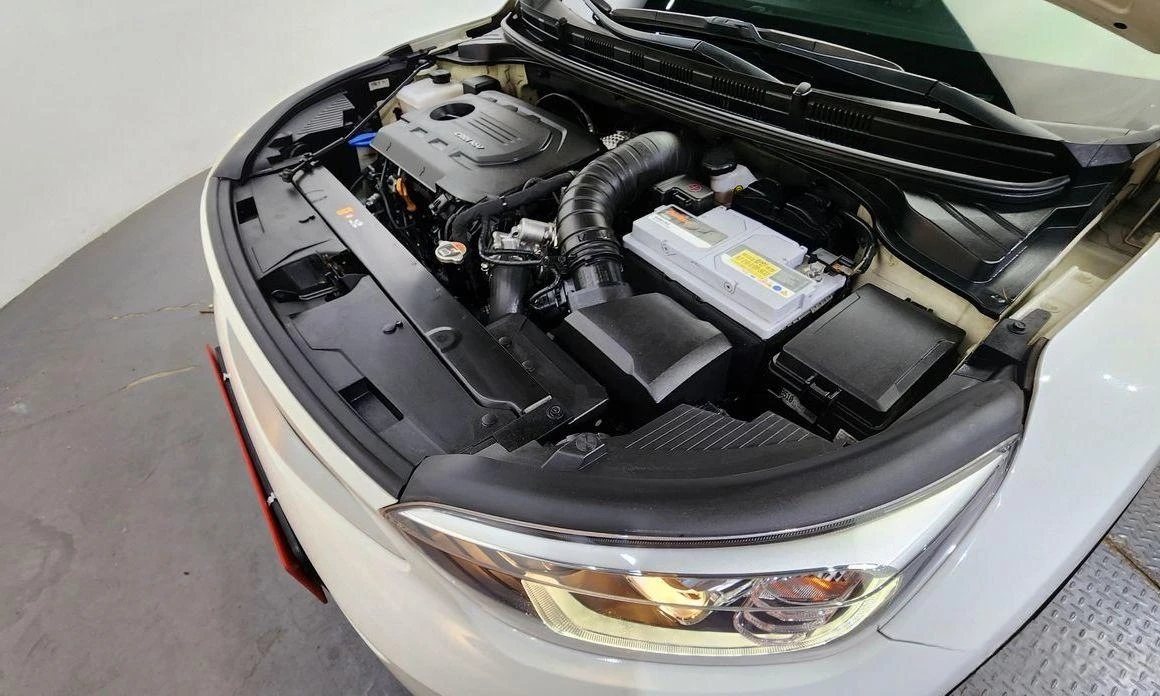 Kia Stonic Diesel 1.6 Prestige * НАЙ-ДОБРА ЦЕНА В БЪЛГАРИЯ*  - изображение 6