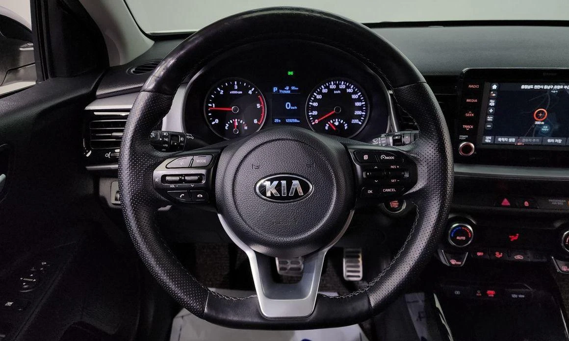 Kia Stonic Diesel 1.6 Prestige * -   *  | Mobile.bg   15