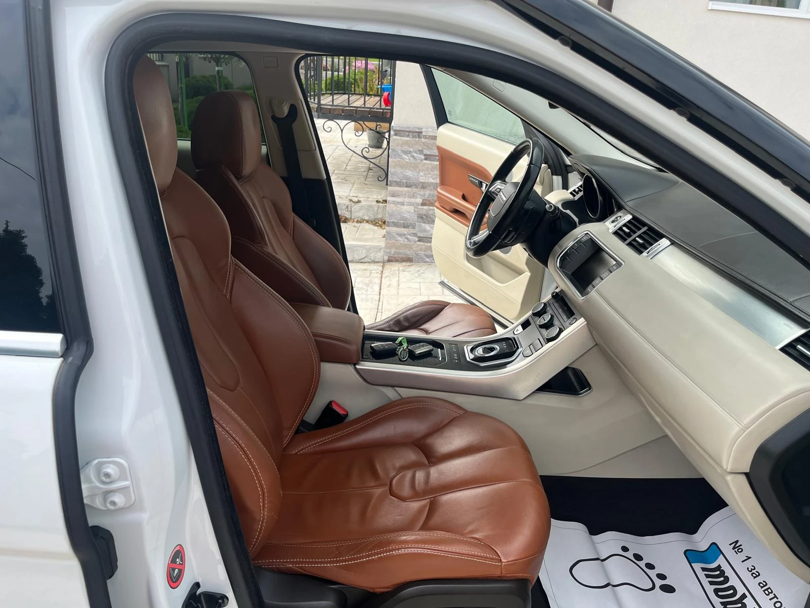 Land Rover Evoque 2.2 SD4  KATO HOBA | Mobile.bg — изображение 14