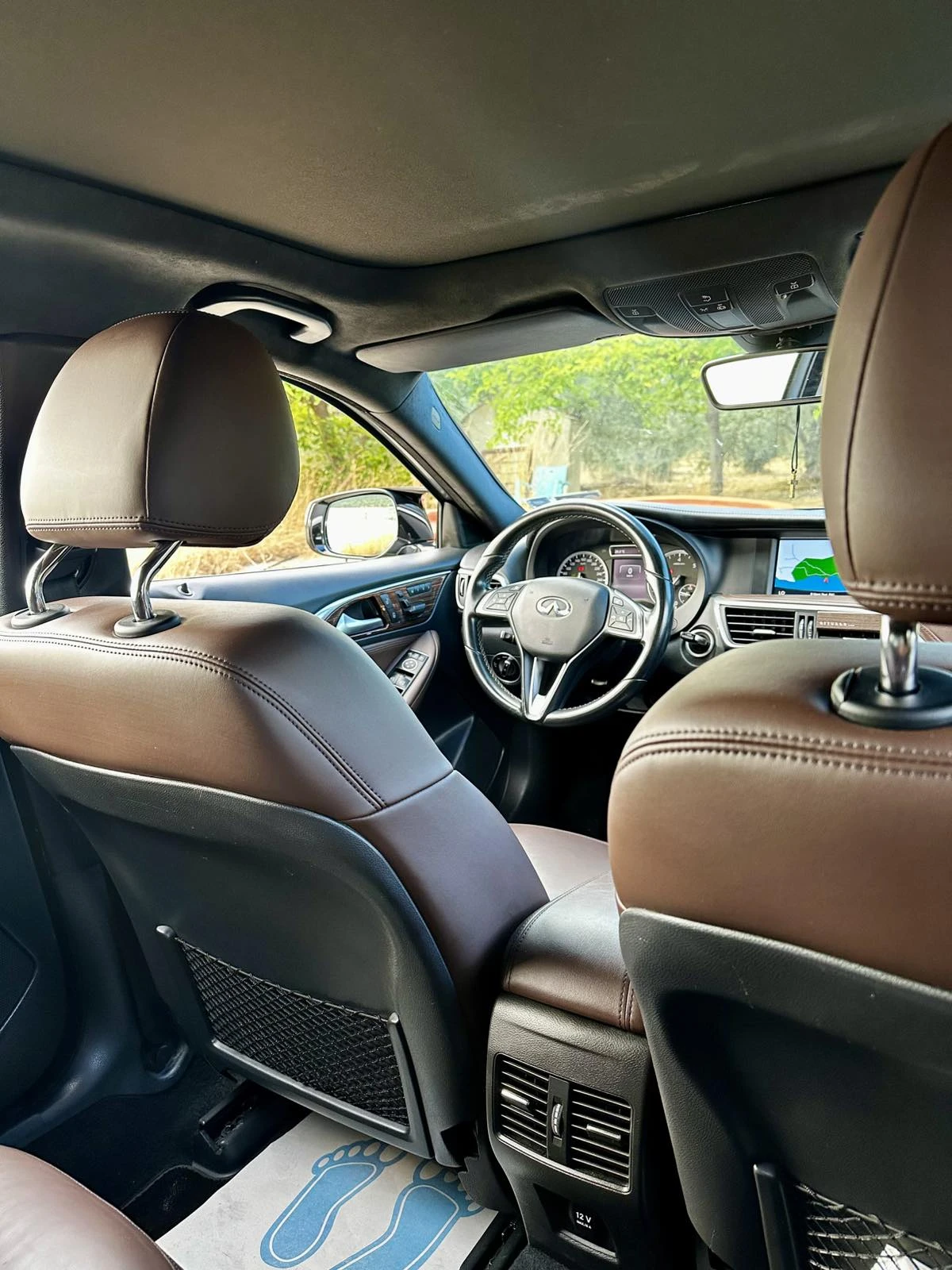 Infiniti Q30  - изображение 4